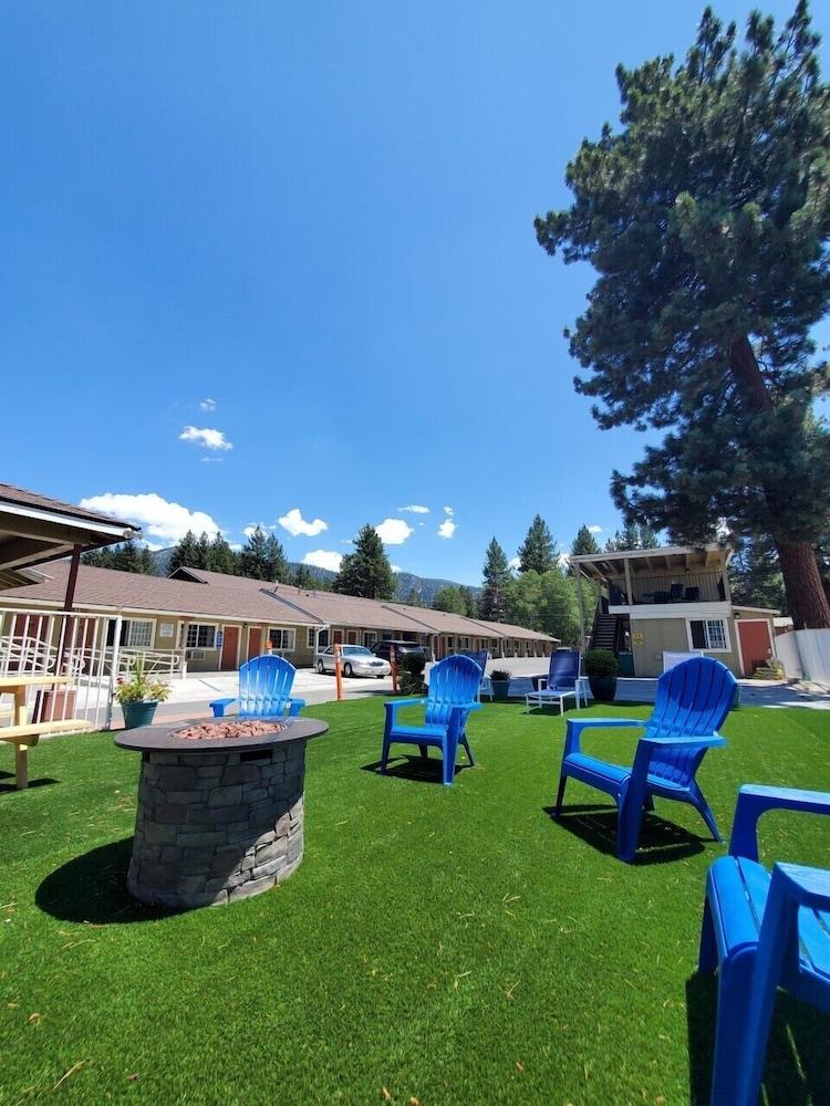 Bluebird Day Inn & Suites South Lake Tahoe Esterno foto
