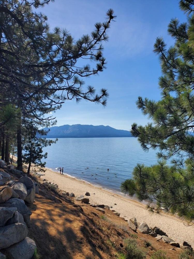 Bluebird Day Inn & Suites South Lake Tahoe Esterno foto